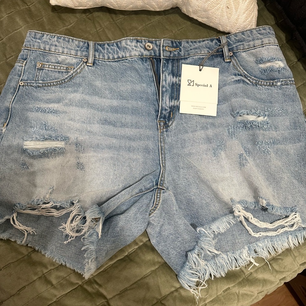 NWT 1XL Special A jean shorts